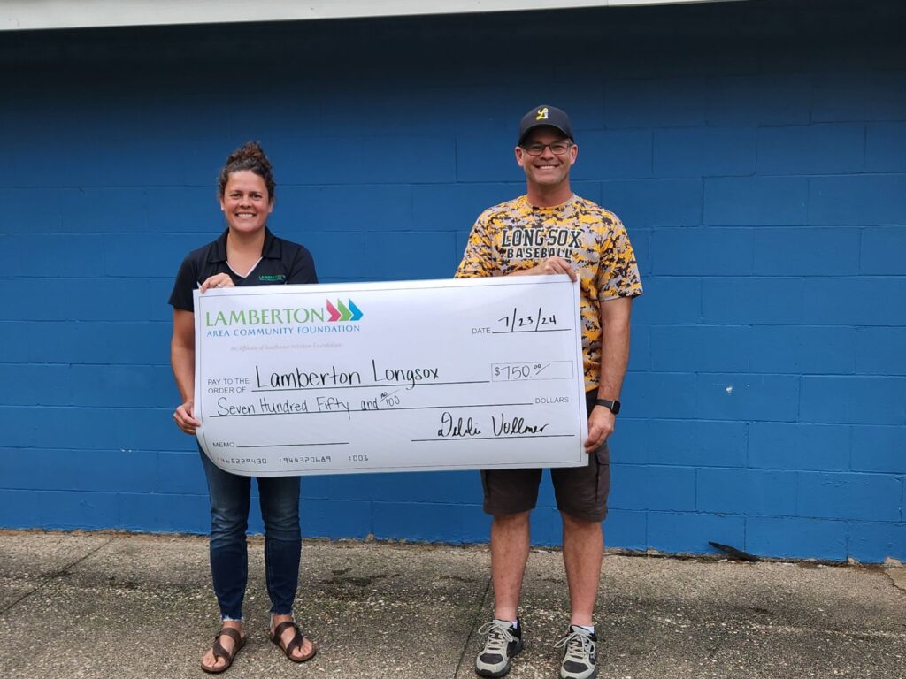 
Lamberton Area Community Foundation awards a giant grant check to the Lamberton Long Sox youth baseball program.